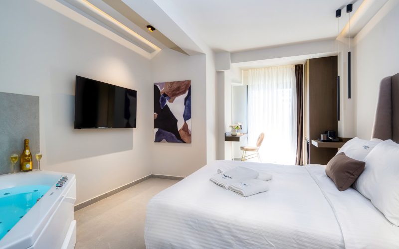 Suite-A-1
